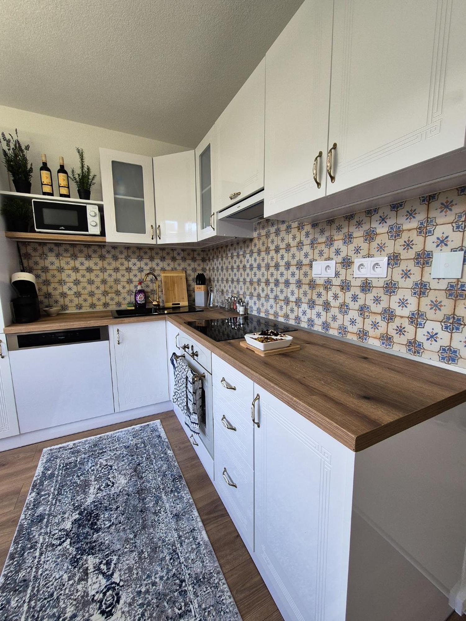 Apartman Lesa Brezno Exterior foto